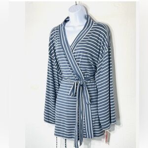 Star of Day Striped Women's Robe - Blue and White